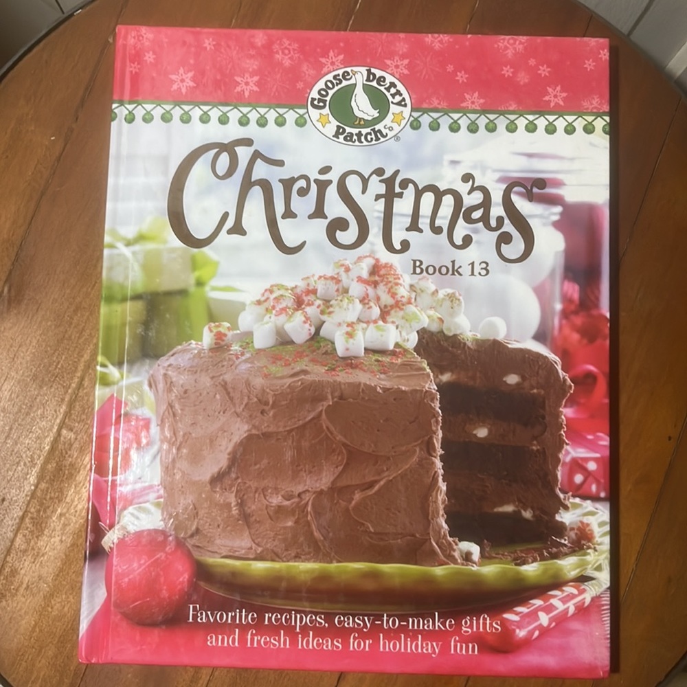 3 Goose Berry Patch Christmas cookbooks - Picture 3 of 7